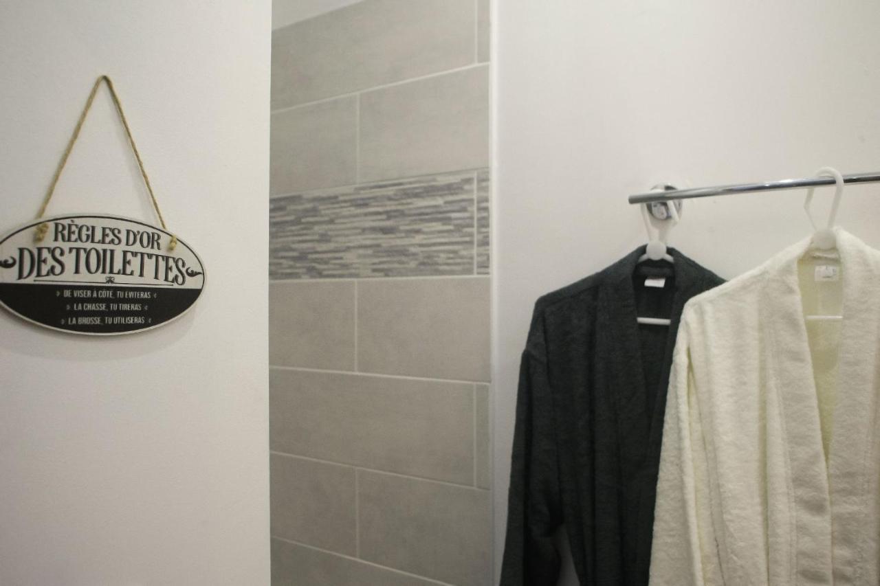 Suite Jacuzzi Privatif Plage Des Catalans Marseilles Exterior foto